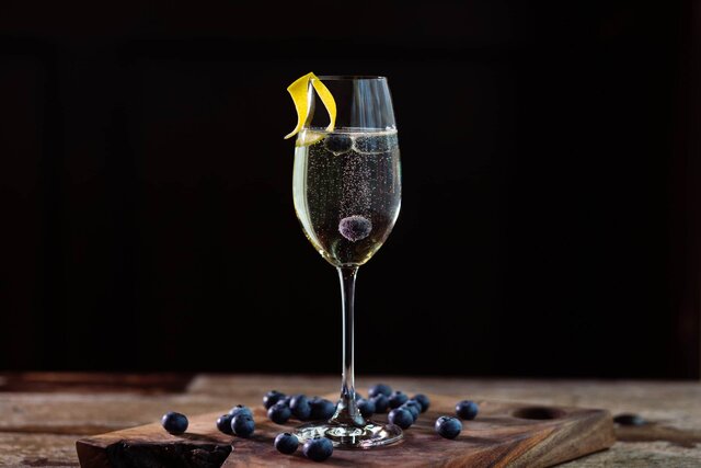 sparkling cocktail