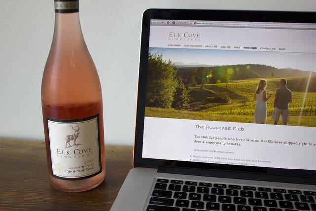 elk-cove-bottle-macbook